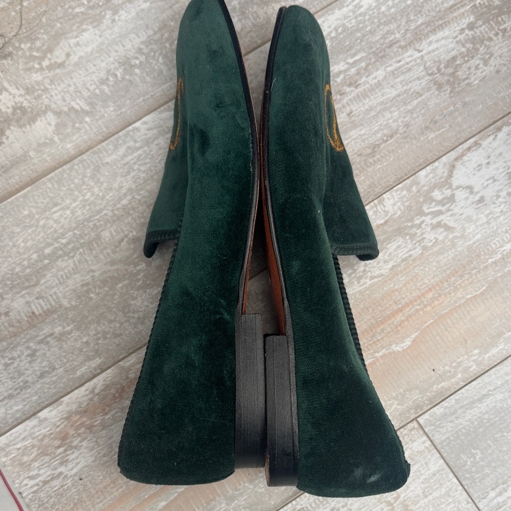 Sulka Green Velvet Slippers w/ Gold  Embroidered 'D’  Sz: 7.5 Made in England - Picture 6 of 7
